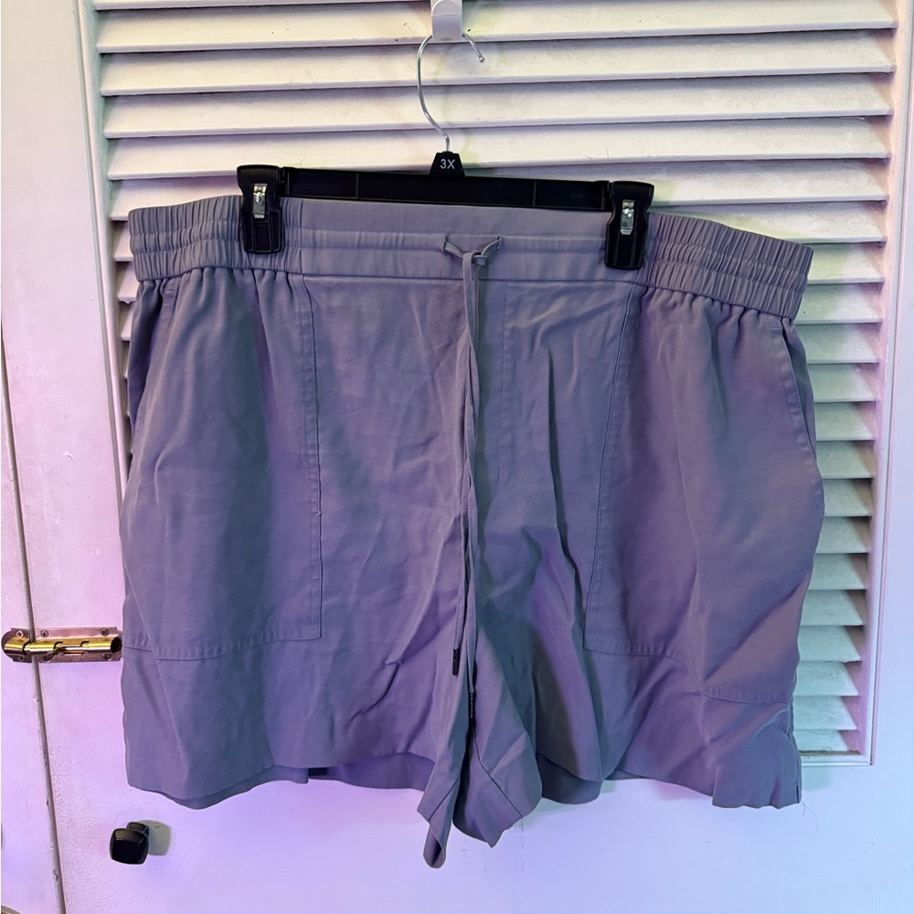 Simply Vera Vera Wang Lavender Cargo Shorts